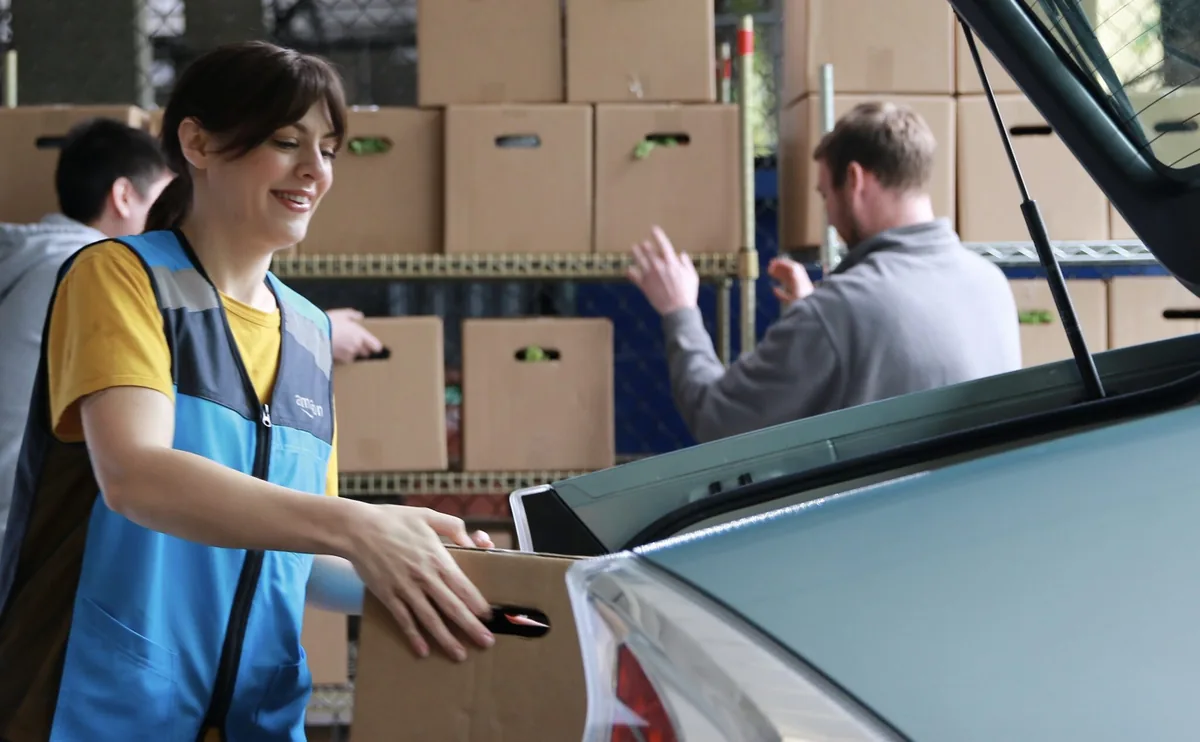 Food Bank News coverage of Amazon's home delivery program